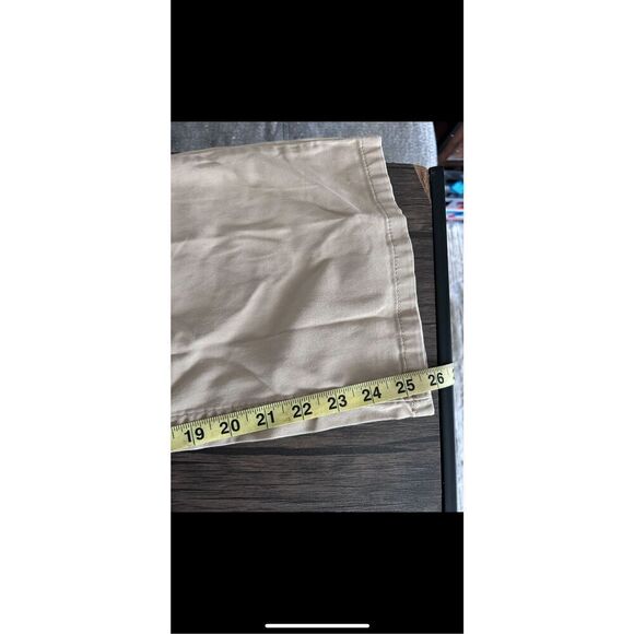 L.L. Bean Tan Classic Fit Straight Leg Khaki Pants Size 12 Petite Classic - Picture 12 of 14